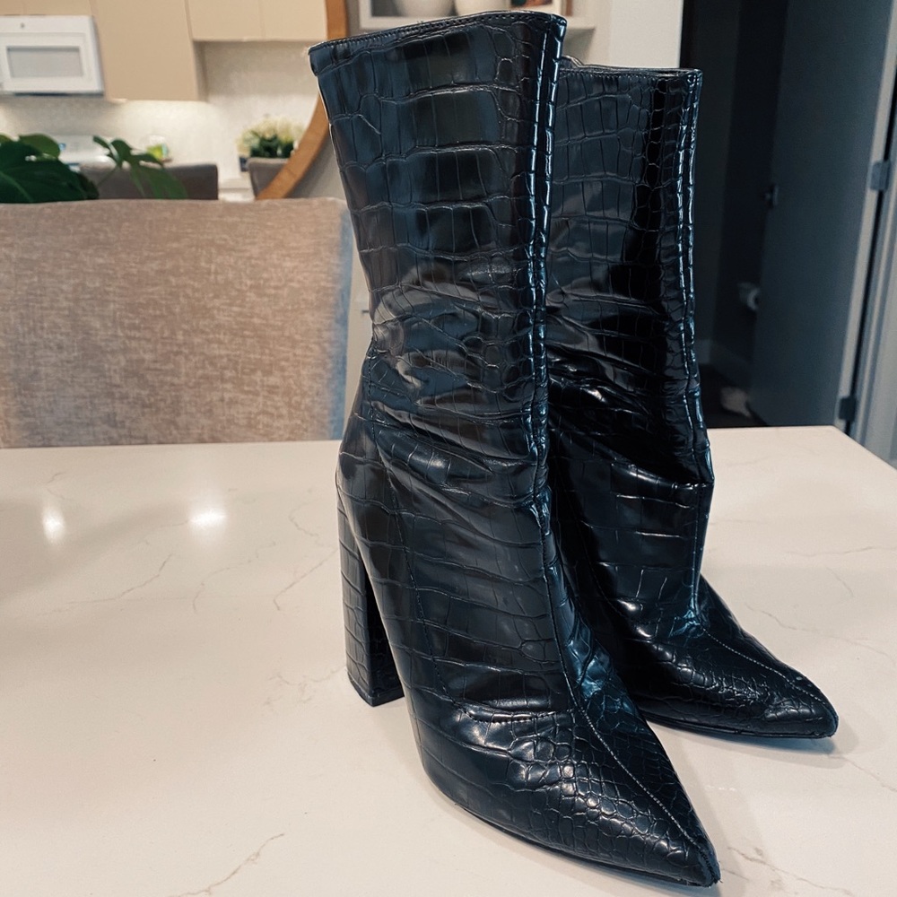 black alligator boots